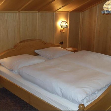 Haus Pelzer Apartment Mittenwald Luaran gambar