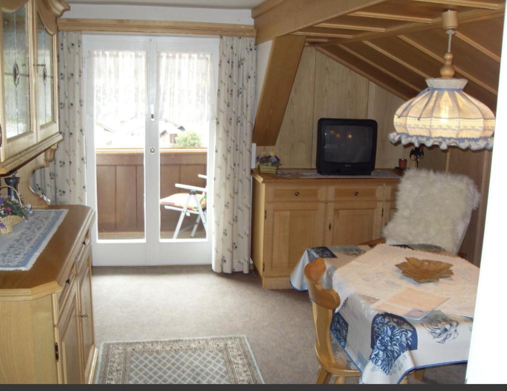 Haus Pelzer Apartment Mittenwald Luaran gambar
