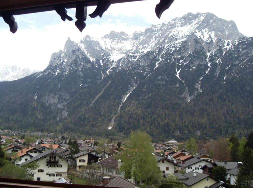 Haus Pelzer Apartment Mittenwald Luaran gambar